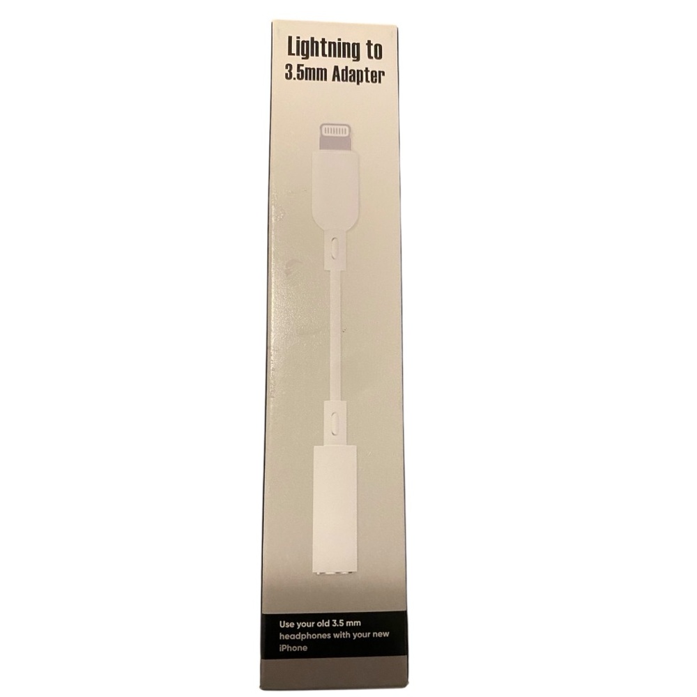 White Lightning to 3.5mm Headphone Adapter
New